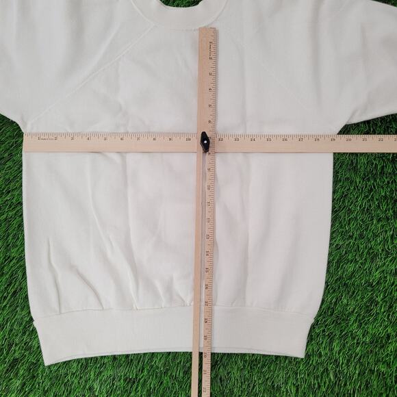 Vintage 90s Family Sports Sweatshirt Womens M 19x19 Boxy White - Picture 3 of 11